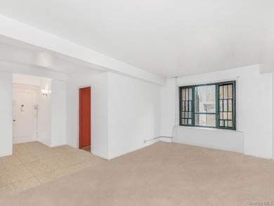 Welcome to 1725 Purdy St #2E. 1 Bedroom 1 Bathroom apartment - photo 3