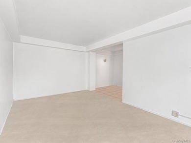 Welcome to 1725 Purdy St #2E. 1 Bedroom 1 Bathroom apartment - photo 4