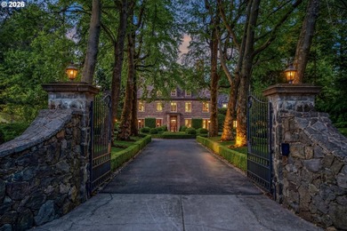 Born from the grandeur of Portland's Golden Age, this iconic - photo 8
