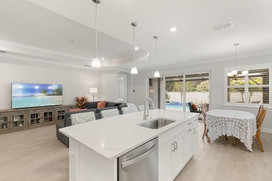 Experience refined South Naples living in this beautifully - photo 11