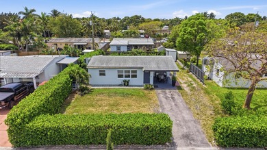 Beautifully updated 2-bedroom, 1-bath home with EXTRA Florida - photo 1