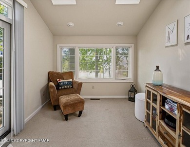 Well-maintained contemporary townhome located in the highly - photo 19