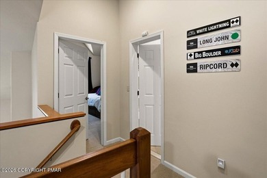 Well-maintained contemporary townhome located in the highly - photo 28