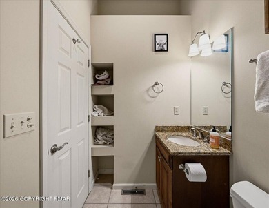 Well-maintained contemporary townhome located in the highly - photo 29
