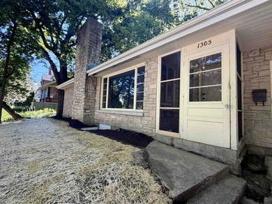Welcome to this completely renovated stunner! Exquisite exterior - photo 4