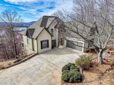 Lake Chatuge Home Active Under Contract in Hayesville North Carolina