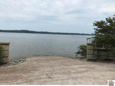 Kentucky Lake Lot For Sale in Murray Kentucky