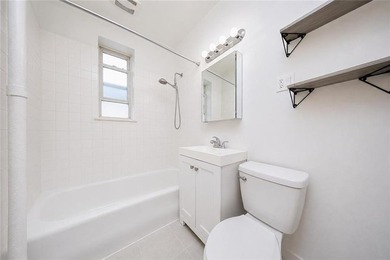 Huge 4-family Semi-detached brick home in Sheepshead Bay. 22 - photo 31
