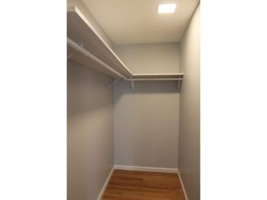 Updated lake front, new kitchen, 4 new baths, 3 bedrooms + more! - photo 16