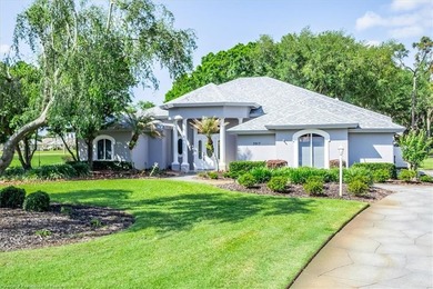 CUSTOM-BUILT, EXECUTIVE HOME on an oversized cul-de-sac lot in - photo 2