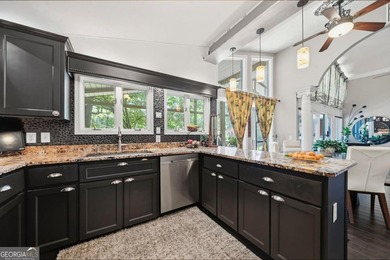 Escape to the lake in this beautiful 3-bedroom, 2-bath cottage - photo 21