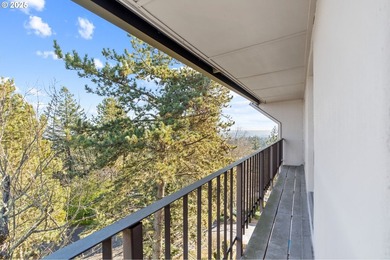 Discover top-floor living in this 1516 sq. ft. 3-bedroom, 2-bath - photo 21