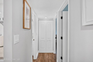 Beautifully reimagined 1st-floor condo offering the perfect - photo 21