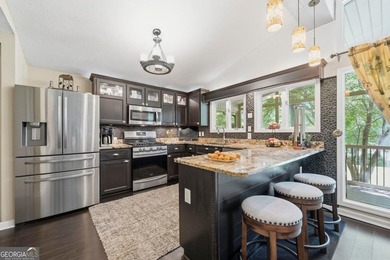 Escape to the lake in this beautiful 3-bedroom, 2-bath cottage - photo 22