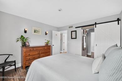 Beautifully reimagined 1st-floor condo offering the perfect - photo 25
