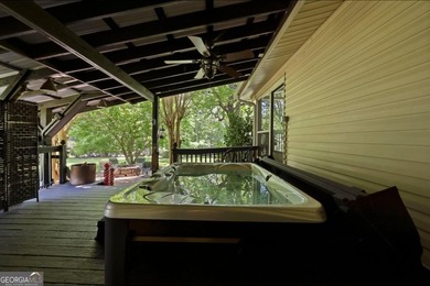 Escape to the lake in this beautiful 3-bedroom, 2-bath cottage - photo 35