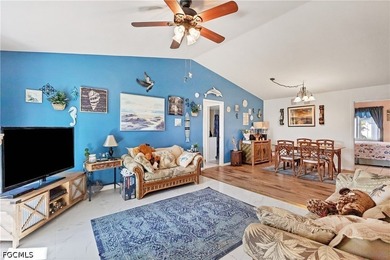 Welcome to this well-maintained Port Charlotte home offering 3 - photo 6