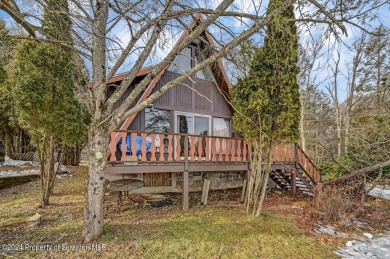 Elk Meadows Lake Home Sale Pending in Union Dale Pennsylvania