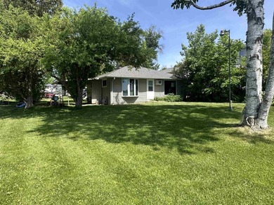 Fox Lake - Dodge County Home For Sale in Fox Lake Wisconsin