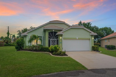 Gorgeous updated 2/2/2 with flex room with high-end finishes - photo 1