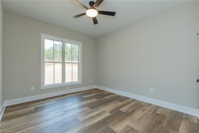 Beautiful NEW Construction on High Rock Lake - photo 10
