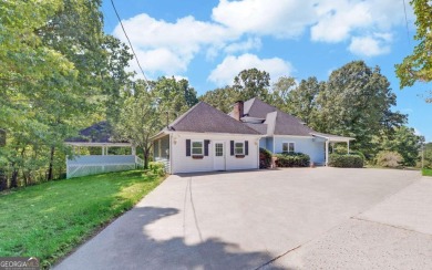 Welcome to this gorgeous estate home of 18.82 acres. Nestled at - photo 5