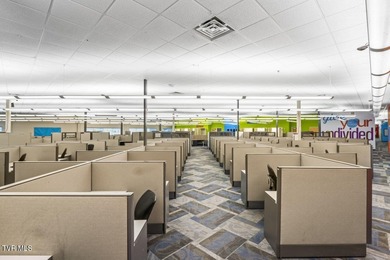 Former AT&T call center building with 54,683 sq ft. Steel frame - photo 15