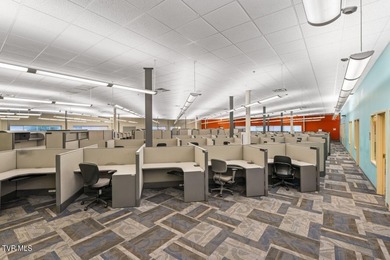 Former AT&T call center building with 54,683 sq ft. Steel frame - photo 16