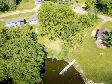 Level, easy-to-build lot on Lake Redstone with valuable - photo 3
