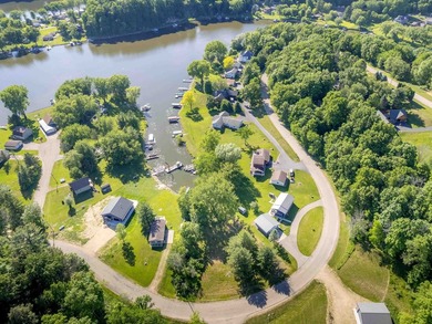 Level, easy-to-build lot on Lake Redstone with valuable - photo 10