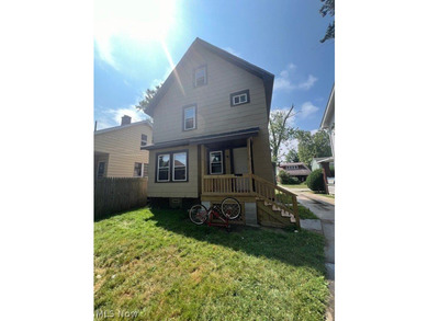 INVESTOR OPPORTUNITY! Whether you're looking to purchase your - photo 4