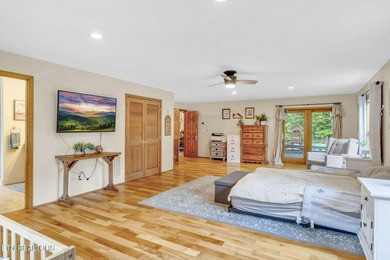 SOUTHERN LIVING, MEETS EQUESTRIAN LIVING ON 107 PRIVATE ACRES - photo 17