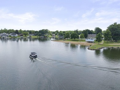 Welcome home to this stunning 2023 Wayne Homes build, where - photo 9
