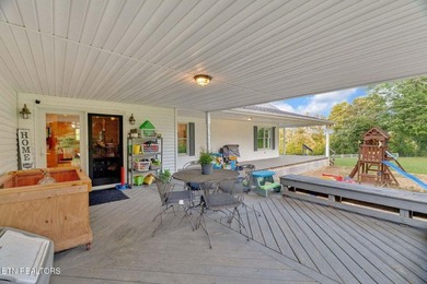 SOUTHERN LIVING, MEETS EQUESTRIAN LIVING ON 107 PRIVATE ACRES - photo 19