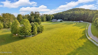 SOUTHERN LIVING, MEETS EQUESTRIAN LIVING ON 107 PRIVATE ACRES - photo 42