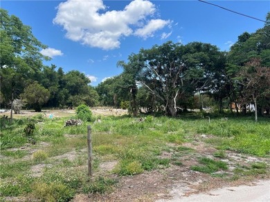 Spacious 1/2-acre mobile home lot conveniently located near the - photo 5