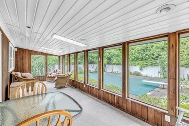 Spacious 4 Bedroom, 2.5 Bath Colonial with 2-car Garage in - photo 15