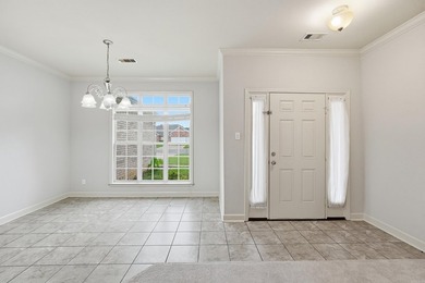 Gorgeous, well maintained home in a cul-de-sac is ready for new - photo 4