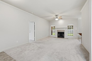 Gorgeous, well maintained home in a cul-de-sac is ready for new - photo 8