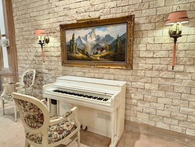 Luxury oceanfront building located in the heart of Miami Beach