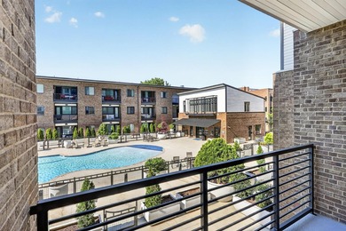 PRICED TO SELL!! This is the ideal condo-home for anyone ready - photo 11