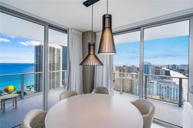 PRICED TO SELL- MOTIVATED SELLER! Stunning 2 bed / 2 bath CORNER