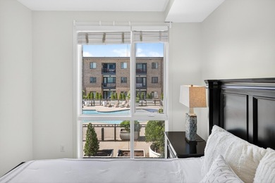 PRICED TO SELL!! This is the ideal condo-home for anyone ready - photo 26