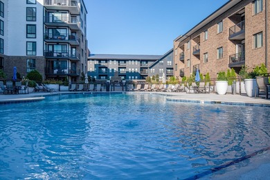 PRICED TO SELL!! This is the ideal condo-home for anyone ready - photo 40