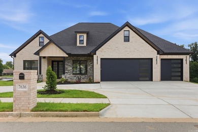 Hurricane Lake Home For Sale in Benton Arkansas