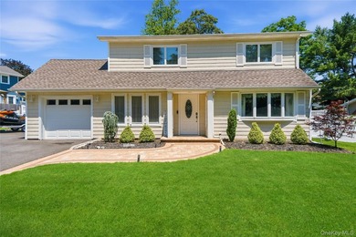 Welcome to this beautifully maintained expanded Cape, where - photo 2