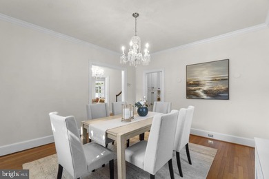 OPEN HOUSE, SUNDAY 12-2pm on July 19th - A Refreshing & Rare - photo 17