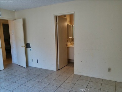 Bring your personal touch to unlock this home's true potential - photo 29