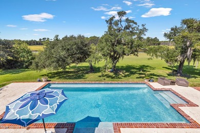 Experience the ultimate in coastal living with this stunning - photo 10