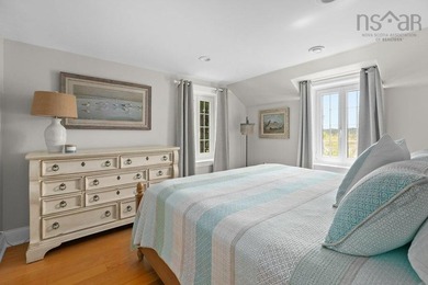 Your gateway to the Atlantic - This charming residence combines - photo 35